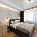 Luksusowy Apartament Nad Balatonem 公寓 华沙