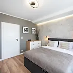 Luksusowy Apartament Nad Balatonem 公寓 华沙